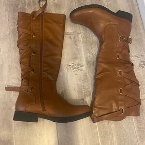 Source Unknown Tan Lace-Up Heeled Boots